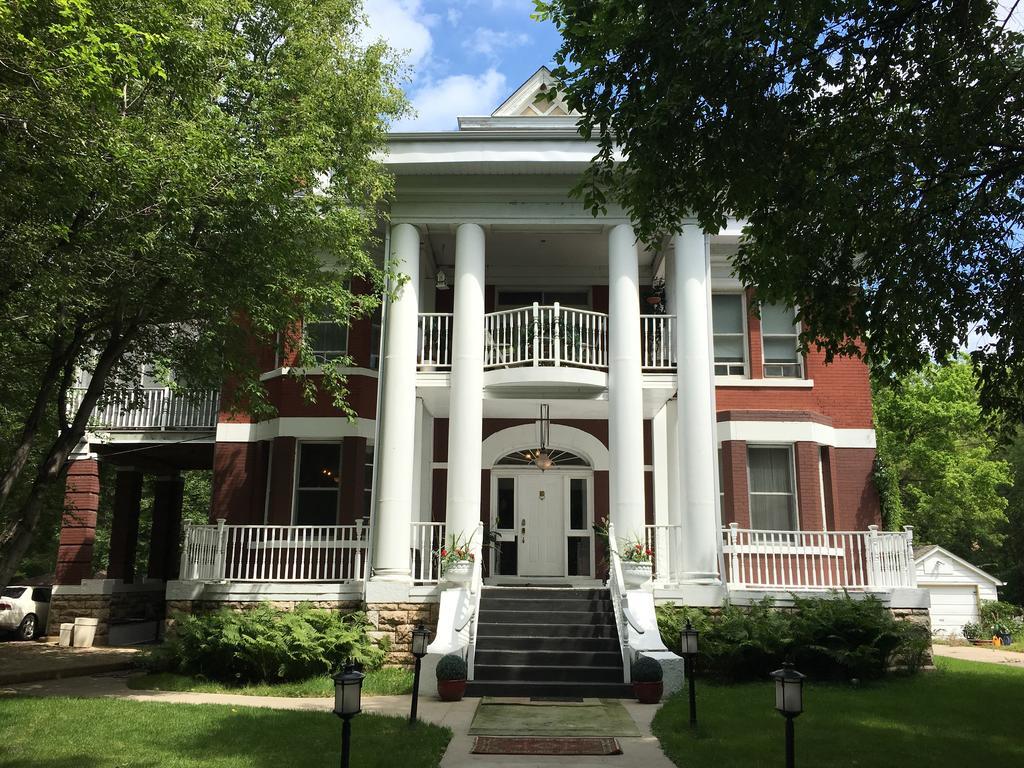 The Columns Bed & Breakfast Winnipeg Luaran gambar